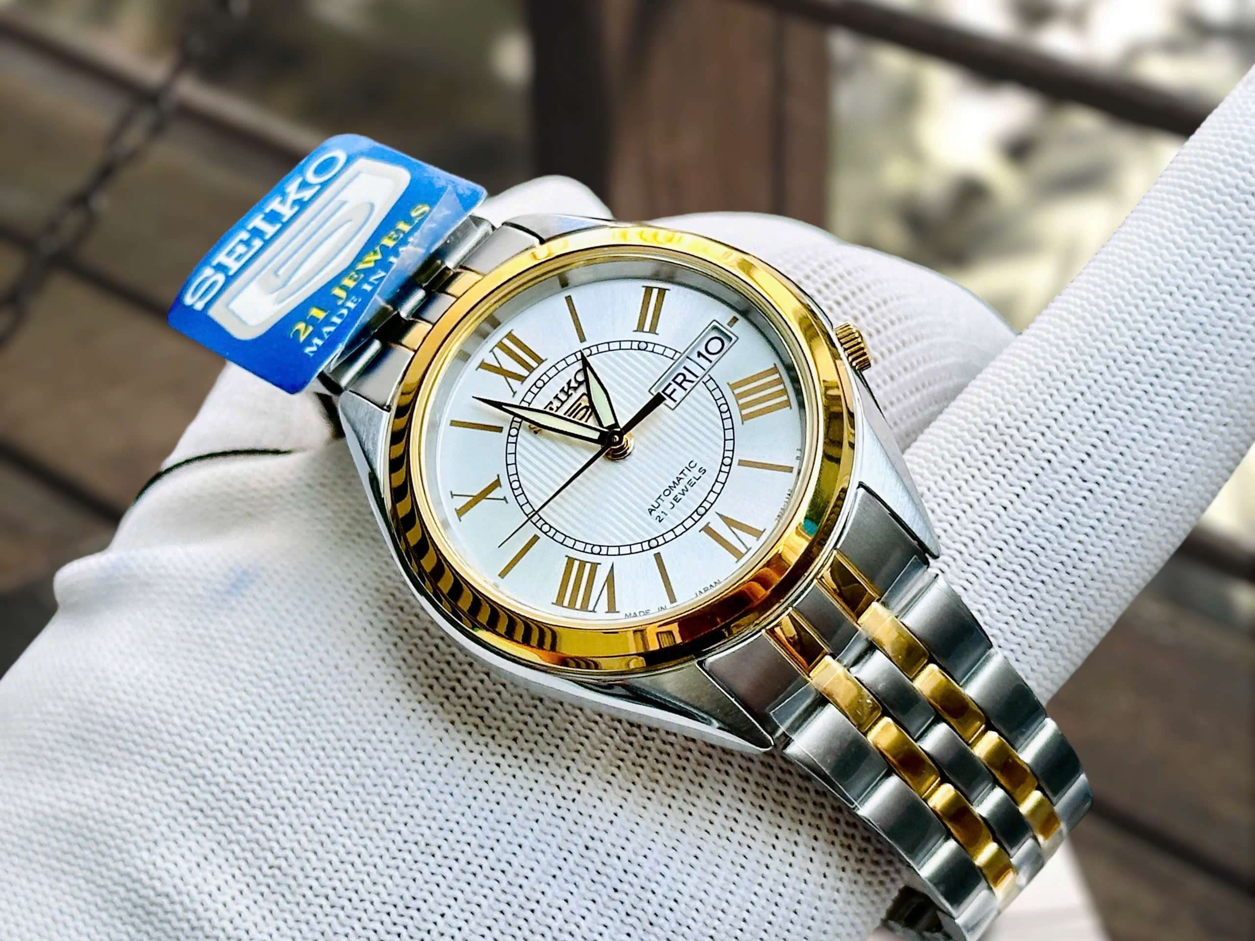 Seiko SNKL36J1 Automatic Men's Watch with White Dial & Stainless Steel Bracelet
