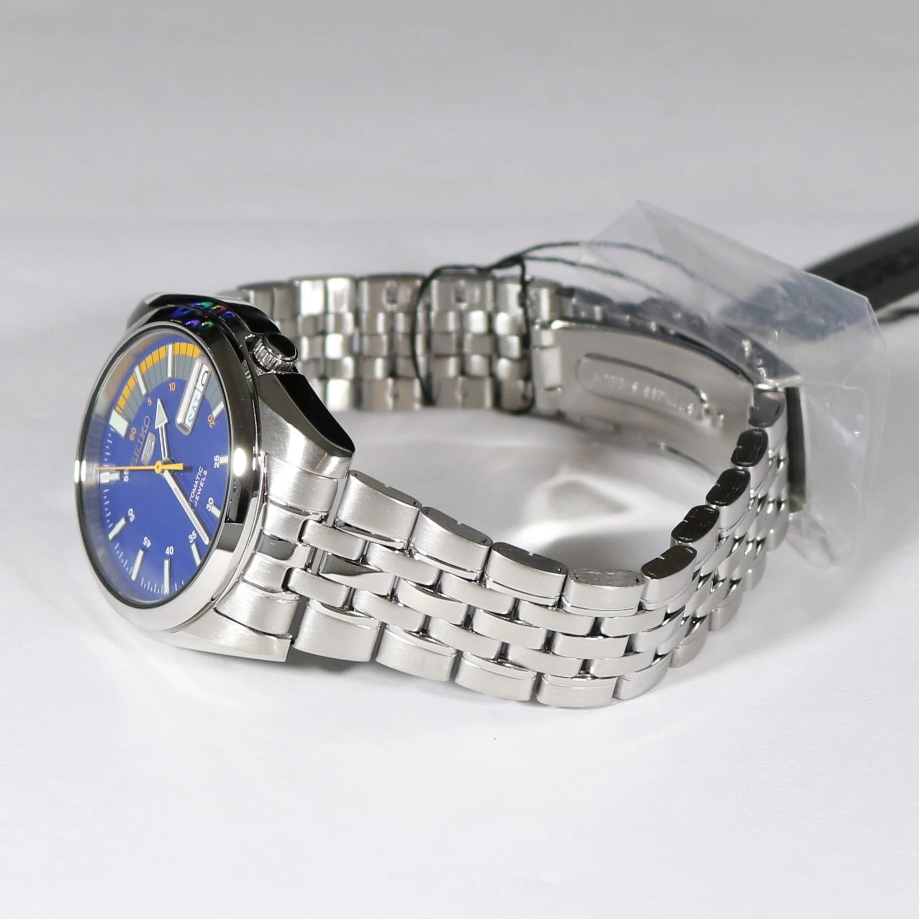 Seiko SNK371K1 Automatic Men’s Watch – Blue Dial, Day-Date, 21 Jewel Movement, Stainless Steel