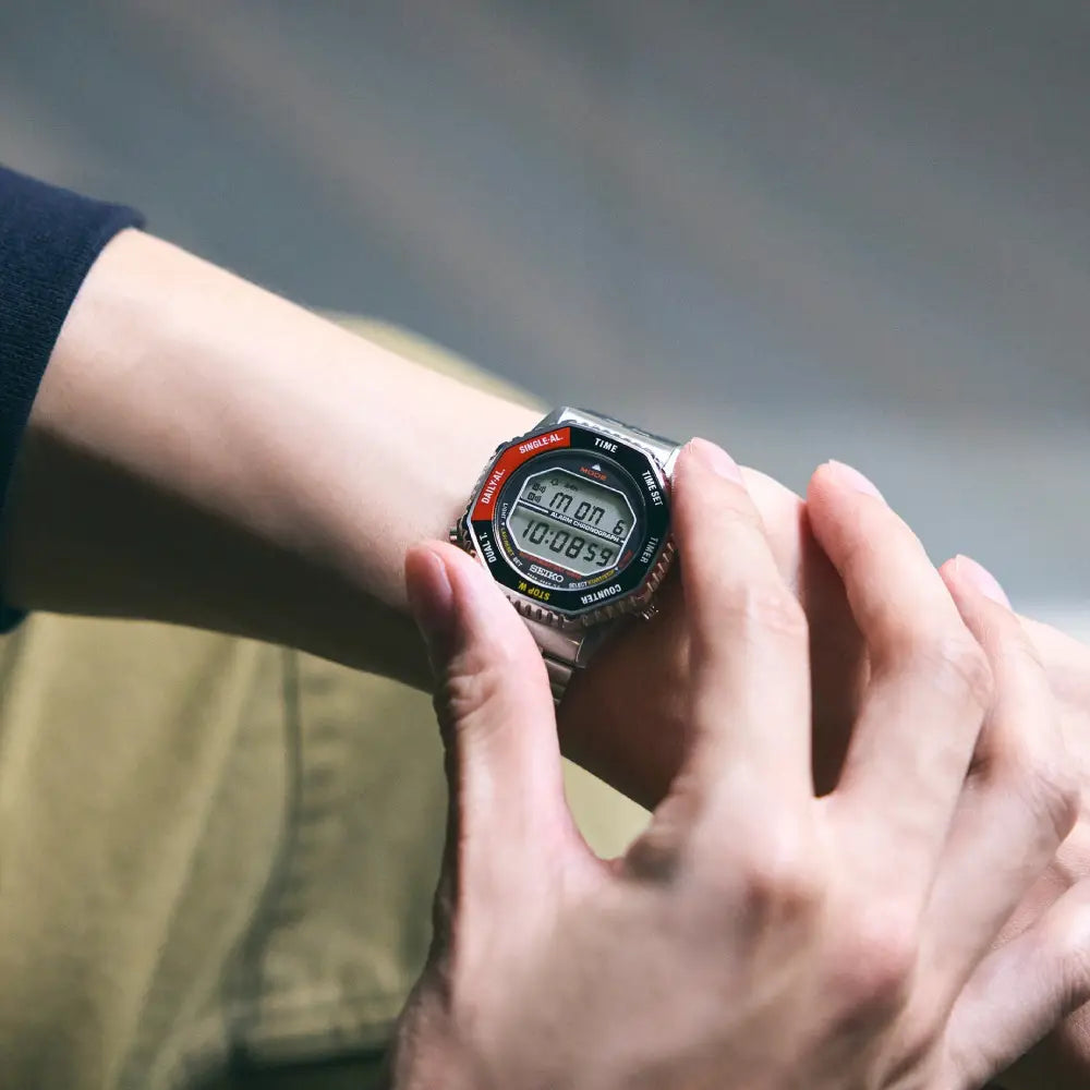 Seiko SMGG19P1 Rotocall Digital – Retro‑Inspired Digital Watch with Stainless Steel Bracelet