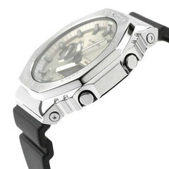 Casio G-SHOCK GBM-2100A-8B Men’s Analog-Digital Watch with Bluetooth & Metal Bezel (Gray)