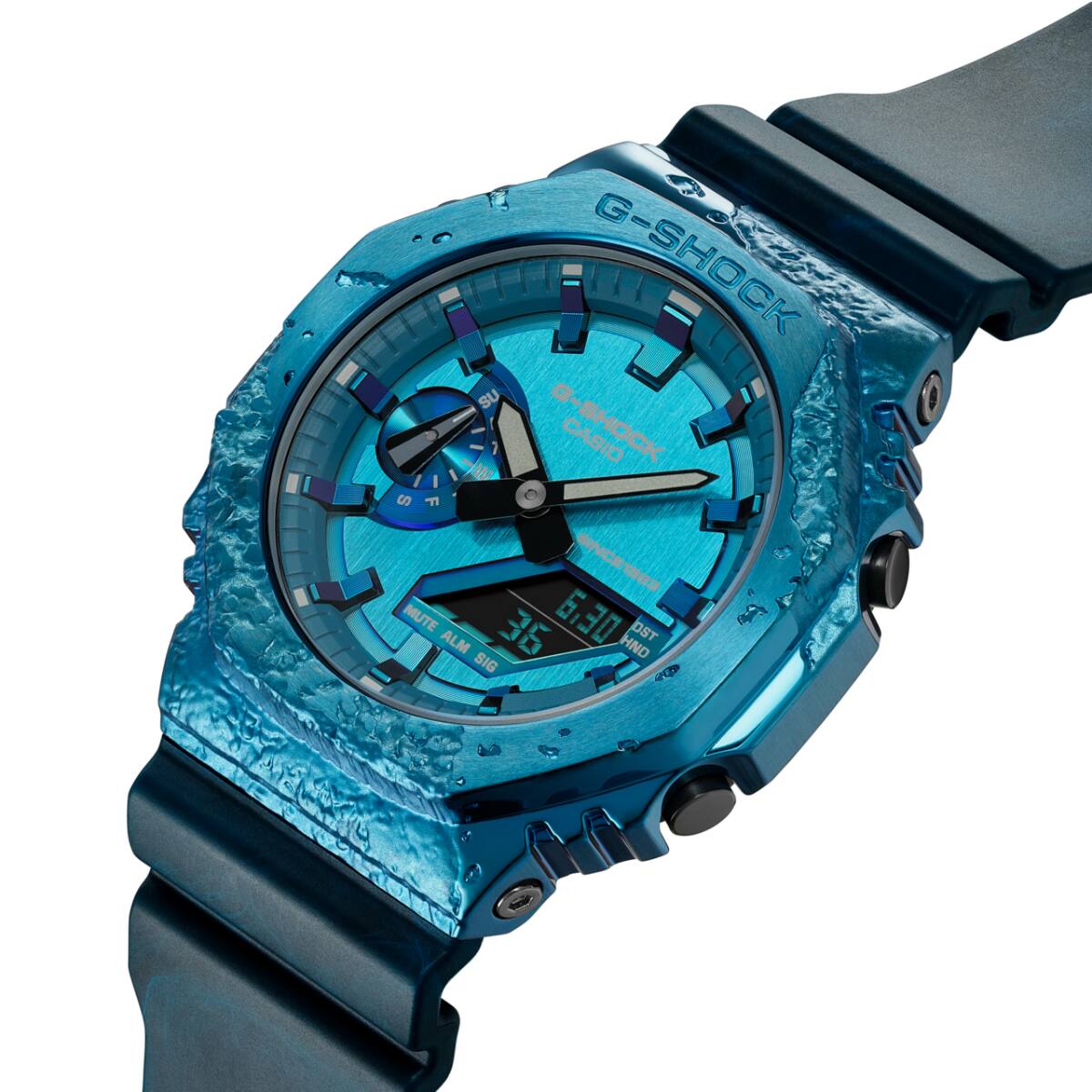 Casio G-SHOCK GM-2140GEM-2ADR Analog-Digital Watch – Blue & Gold Metal Bezel